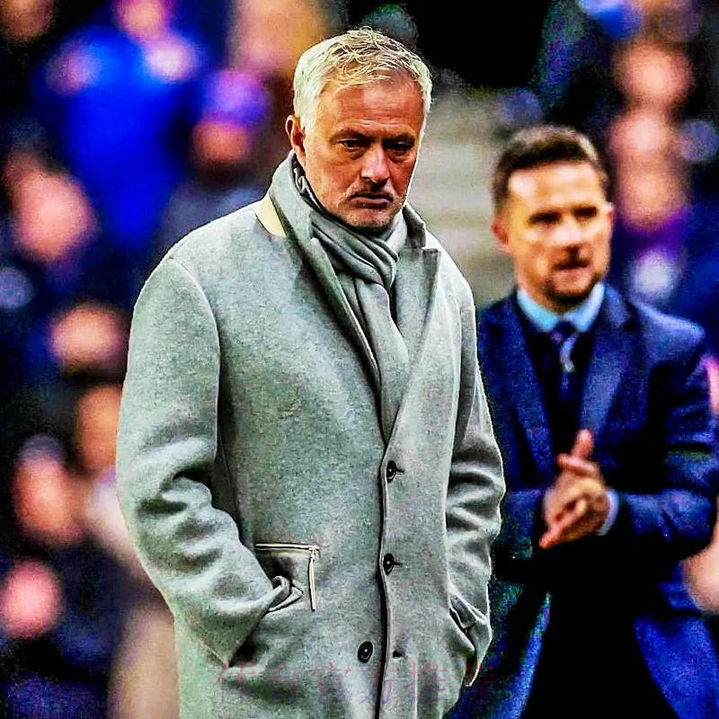 穆里尼奥可能明夏离开罗马 成为皇马新帅候选之一 穆里尼奥可能明夏离开罗马 成为皇马新帅候选之一